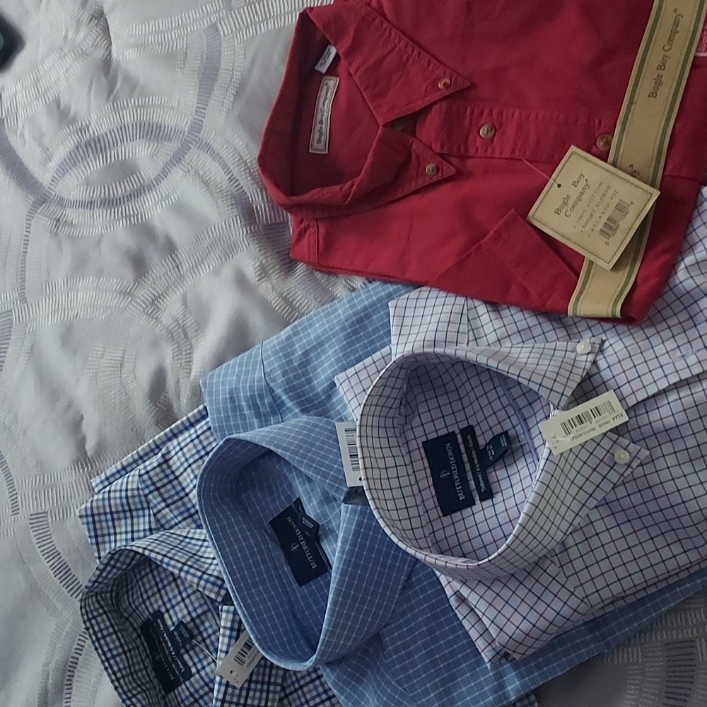 MenLong sleeves shirts.